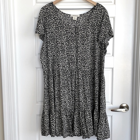 Passport Dresses & Skirts - 90s Floral Mini Dress